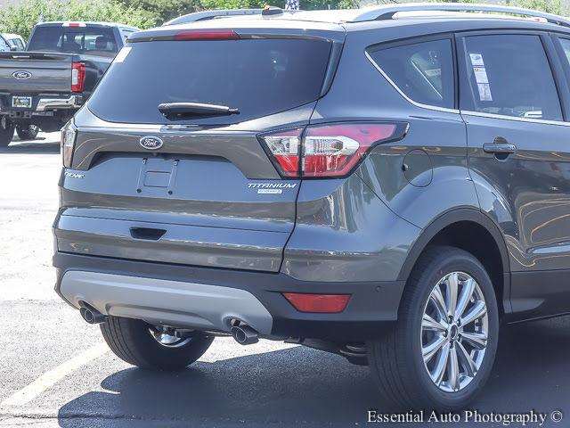 2017 Ford Escape Titanium 4dr SUV